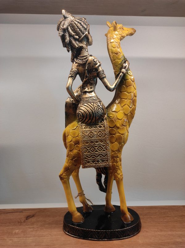 African Tribal Lady - Image 3