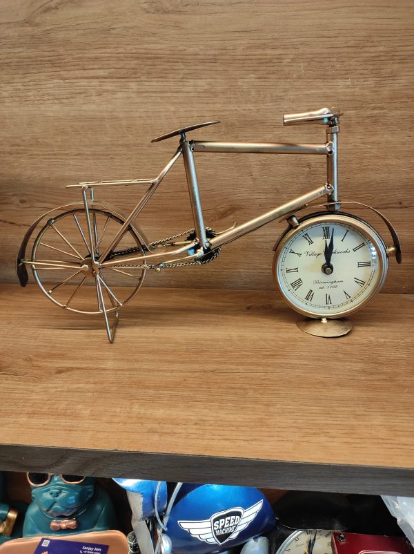 Metal Cycle Clock