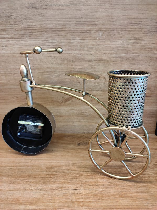 Metal Cycle Clock With Pen Stand - Image 3