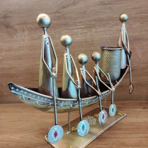 Metal Boat Pen Stand