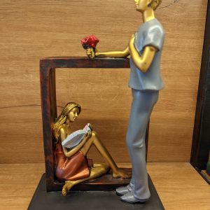 Couple Statue