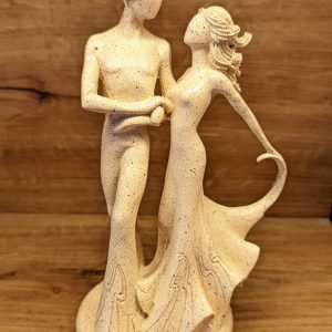 Texture Couple Statue