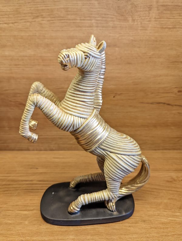 Line Horse