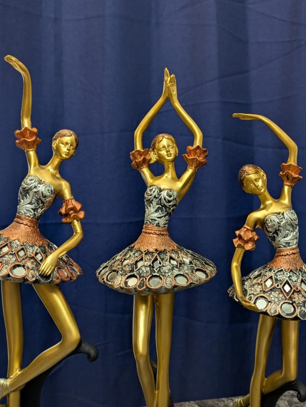 Dancing Doll - Image 5